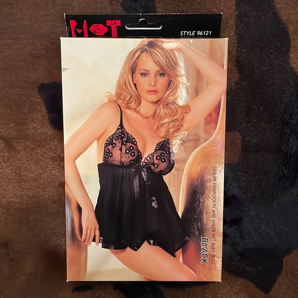“H.O.T. Babydoll Set!